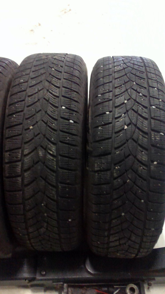 lamellrehv Goodyear UltraGrip Ice SUV G1