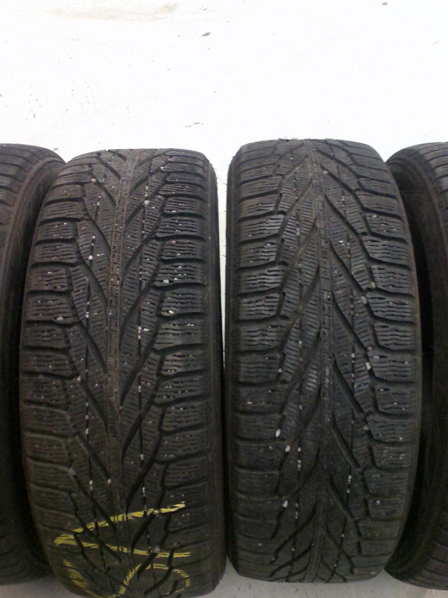 lamellrehv Nokian Hakkapeliitta R2